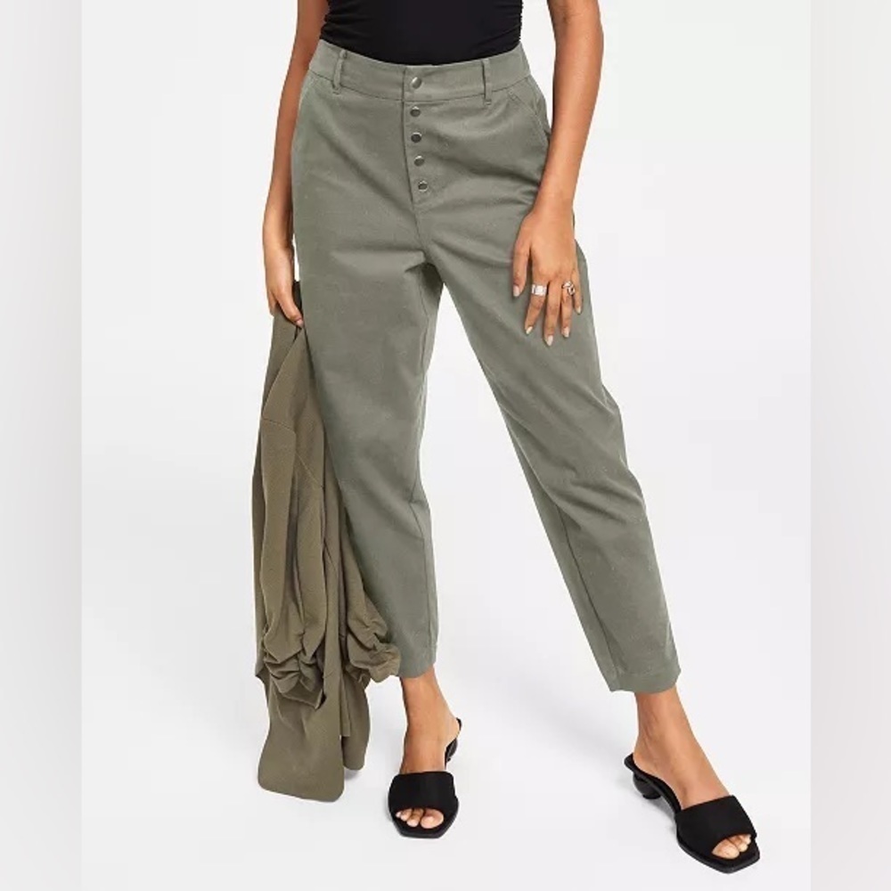 BAR III Women's Button Fly High Rise Tapered Pants, new size 0
